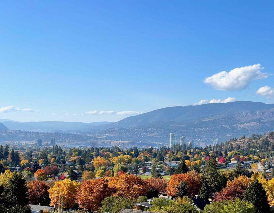 A Vista Villa Couples Retreat Kelowna Dış mekan fotoğraf