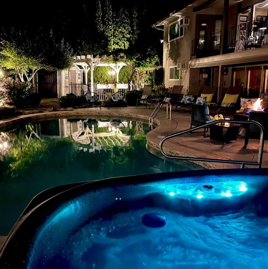 A Vista Villa Couples Retreat Kelowna Dış mekan fotoğraf