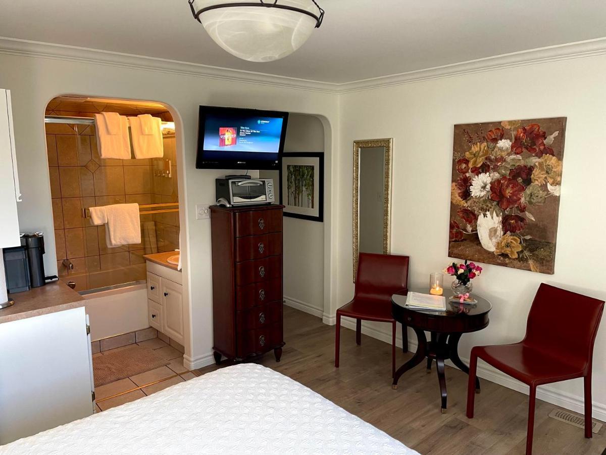 A Vista Villa Couples Retreat Kelowna Dış mekan fotoğraf