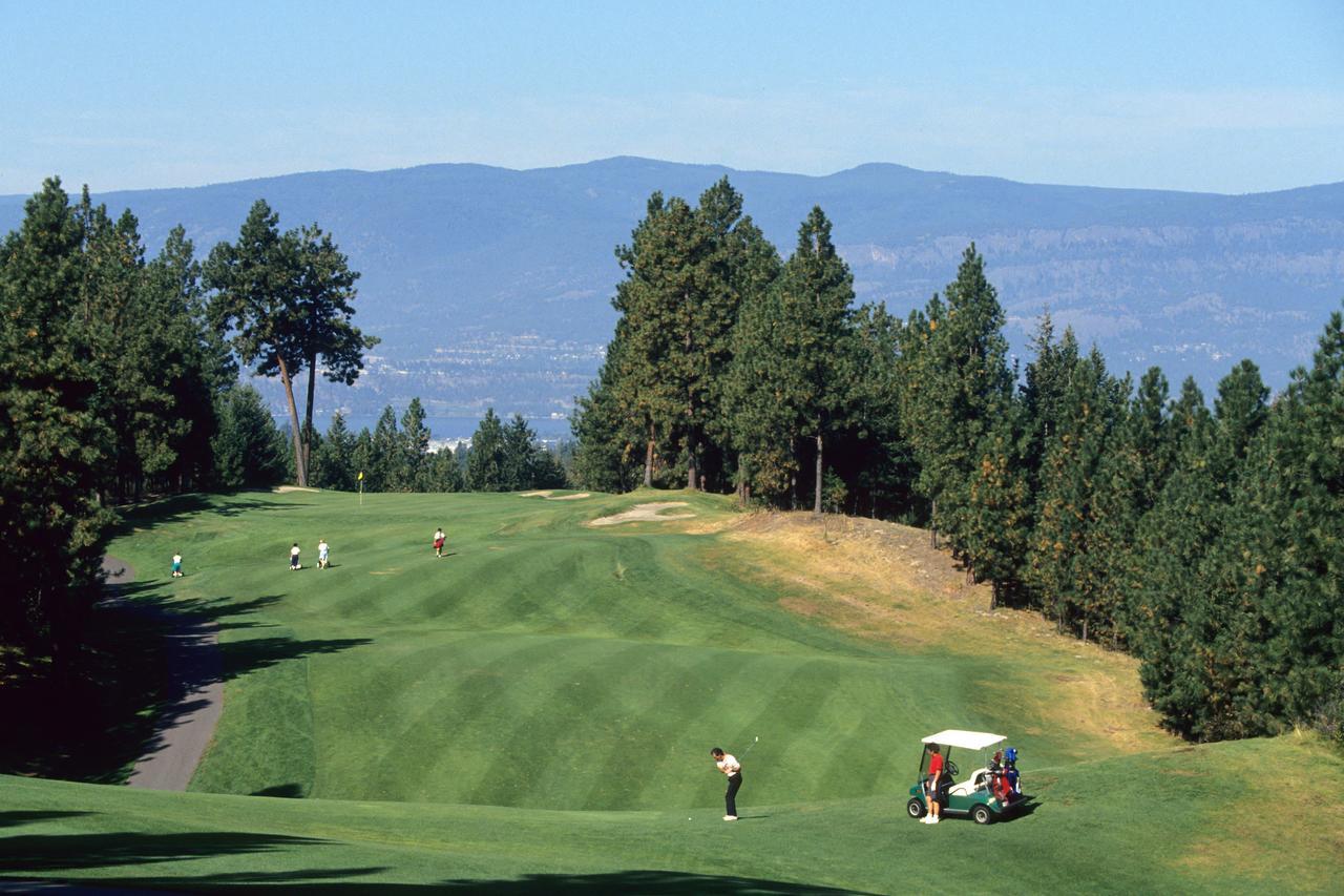 A Vista Villa Couples Retreat Kelowna Dış mekan fotoğraf