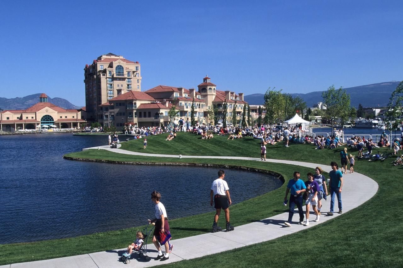 A Vista Villa Couples Retreat Kelowna Dış mekan fotoğraf